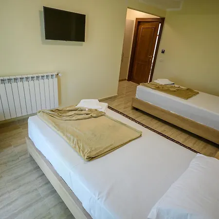 Austin Ov 3* Ovidiu