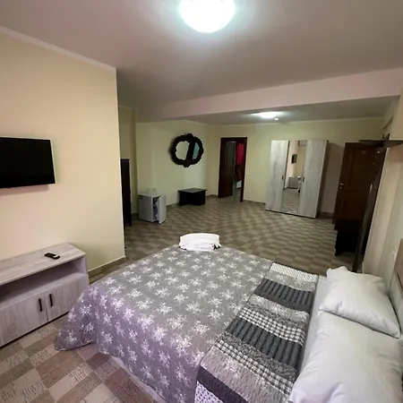 Otel Austin Ov